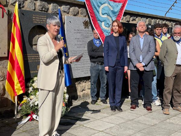 Catalan justice minister Lourdes Ciuró honoring Mauthausen concentration camp victims in Austria (Courtesy of Justice Department)